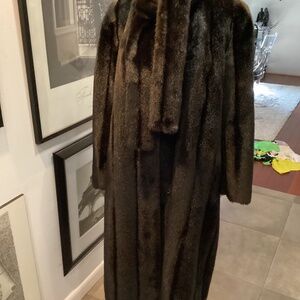 Tissavel France Vintage Faux Fur Coat HAS XTRA TIE DETAILS. EXQUISITE COAT
